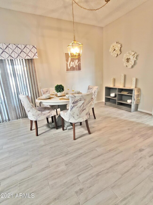 10880 W Thunderbird Blvd, Sun City, AZ 85351 - photo 3