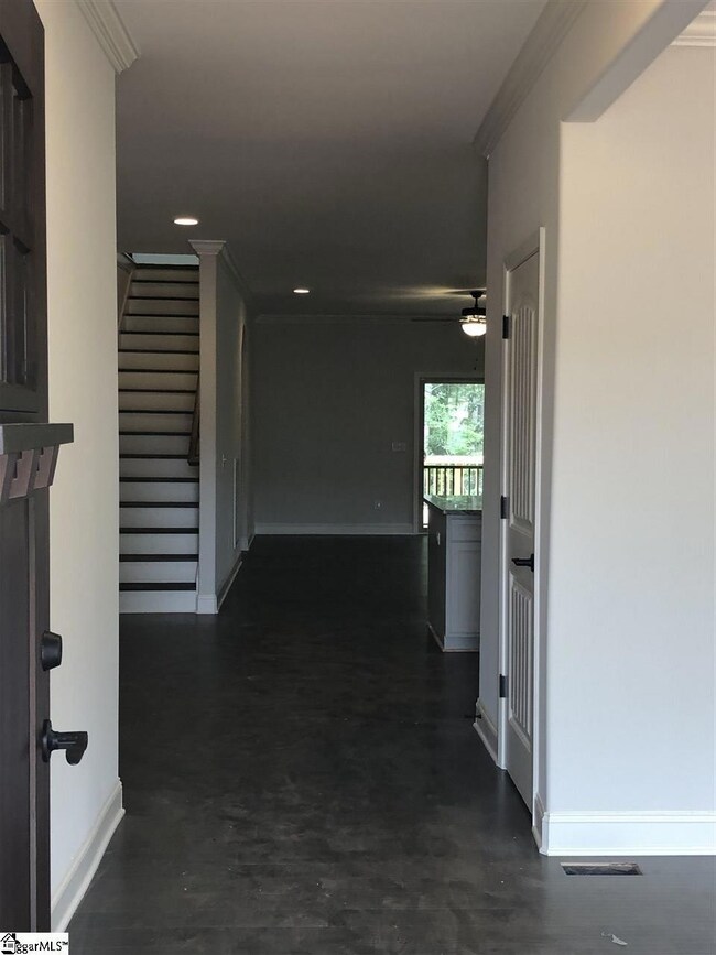 23 Rocky Meadow Ct, Greenville, SC 29615 - photo 2