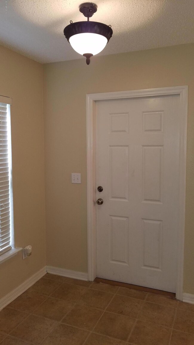 4689 Playschool Dr, Jacksonville, FL 32210 - photo 5