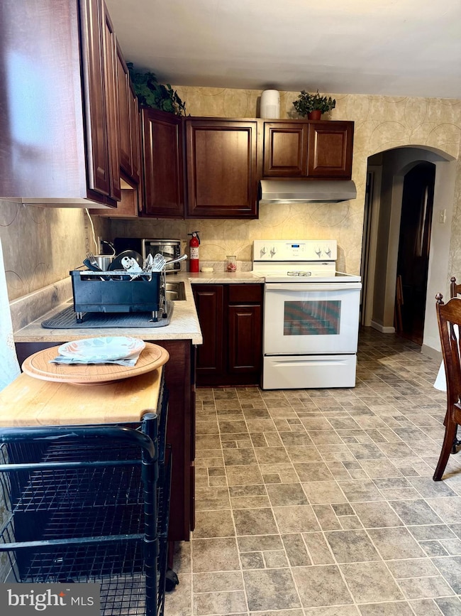 719 W Wyomissing Blvd, Reading, PA 19609 - photo 5