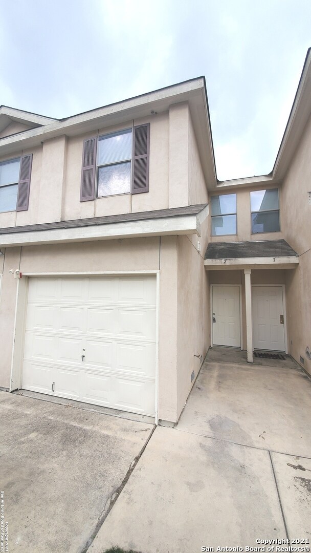 10803 Mathom Landing unit 2, Universal City, TX 78148 - photo 3