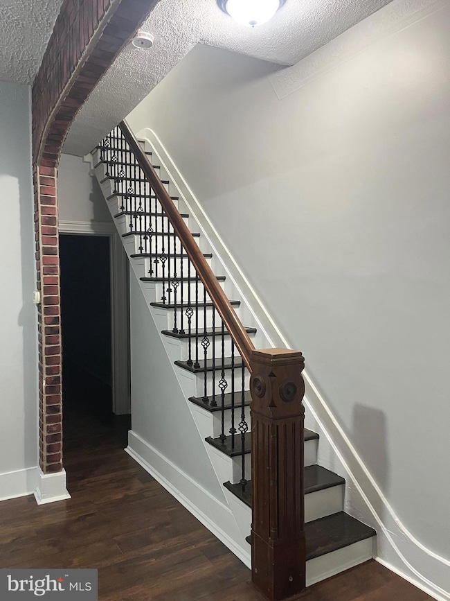 216 N 11th St, Reading, PA 19601 - photo 5