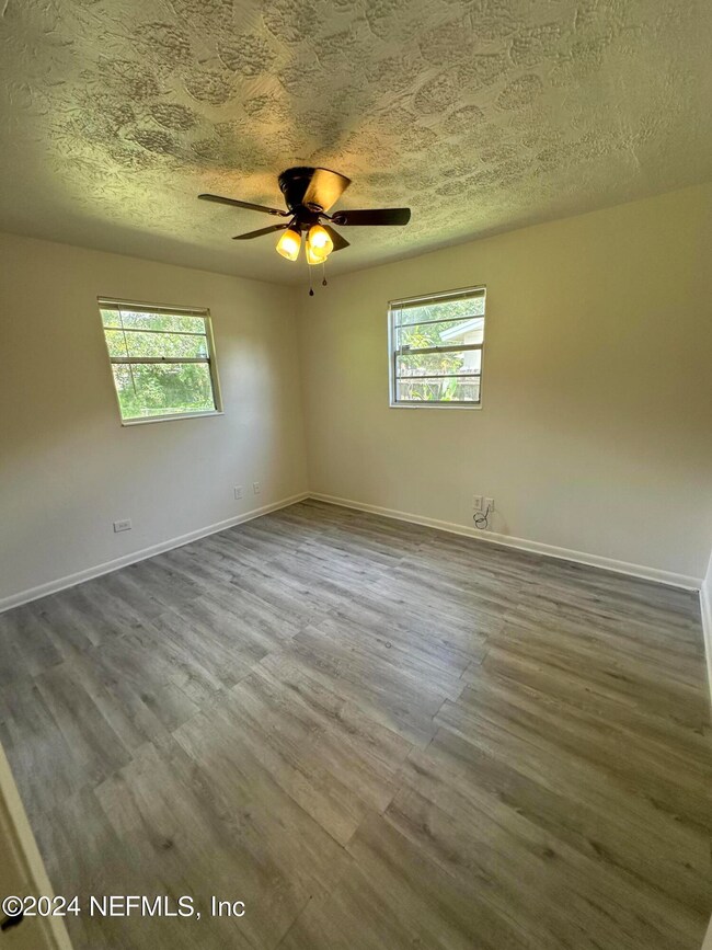 3932 Lane Ave S, Jacksonville, FL 32210 - photo 4