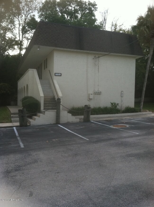 1619 El Prado Rd unit 2, Jacksonville, FL 32216 - photo 2
