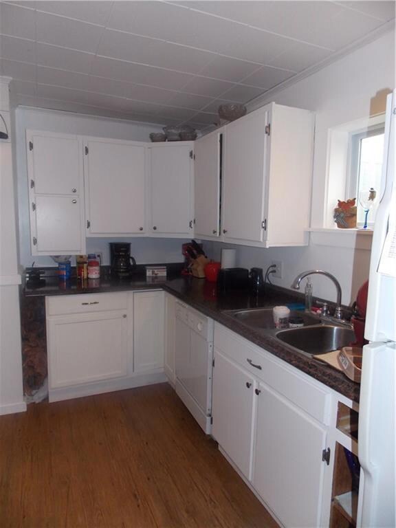 98 Free St, Dexter, ME 04930 - photo 5