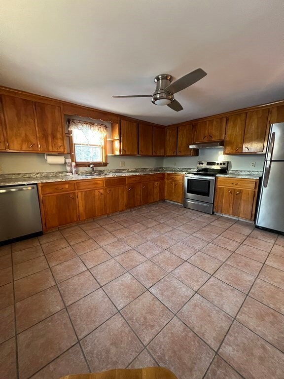 48 Mill St unit 2, Natick, MA 01760 - photo 2