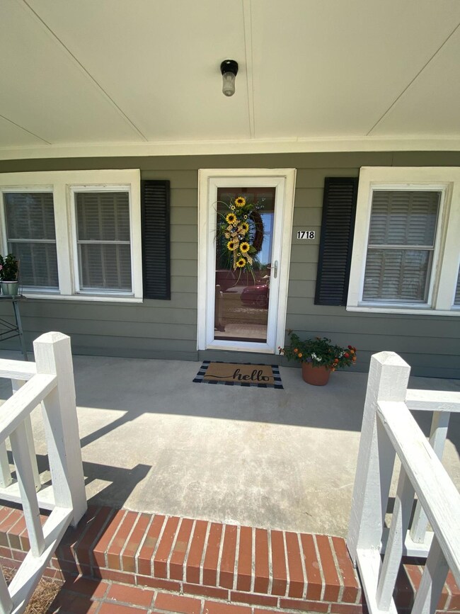 1718 W Main St, Williamston, NC 27892 - photo 2