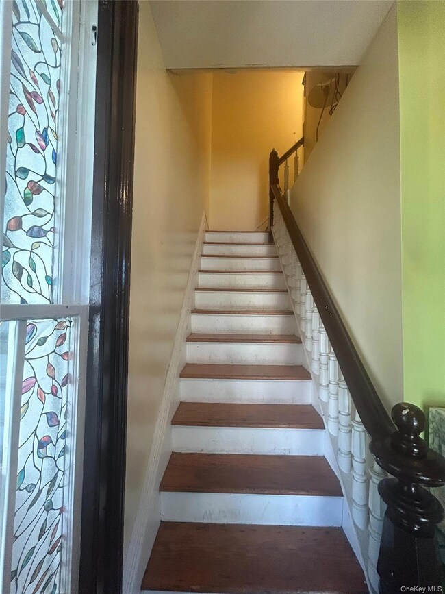 42 Park Ave unit 3, Suffern, NY 10901 - photo 3