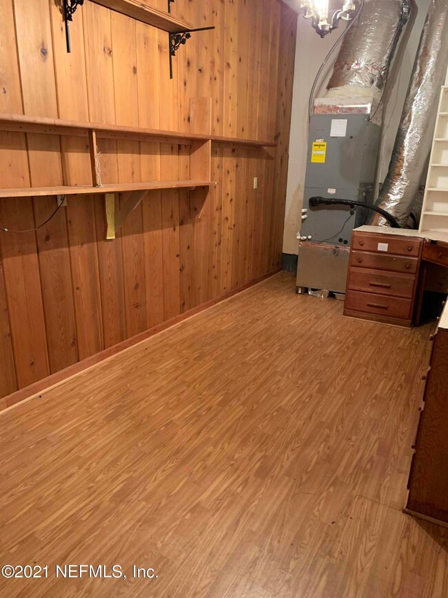 1675 Londonderry Ct, Jacksonville, FL 32210 - photo 5