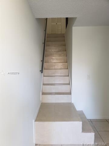 7596 NW 75th Ave, Tamarac, FL 33321 - photo 2