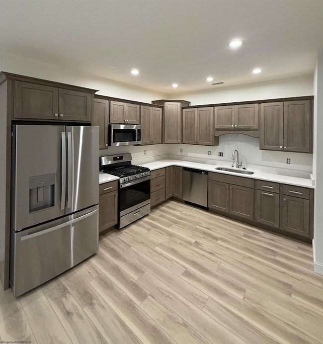 143 Willow Oak Dr, Bridgeport, WV 26330 - photo 5