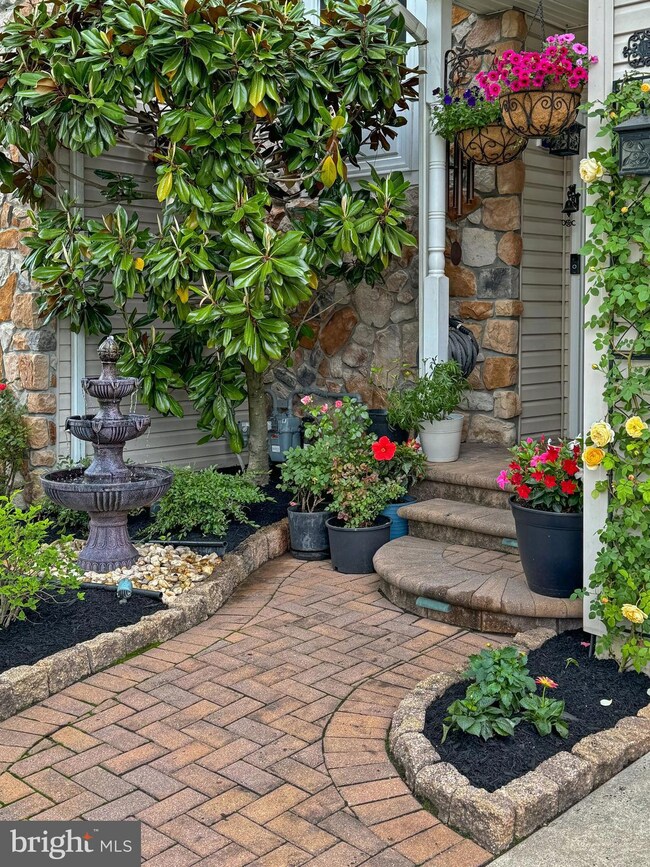 105 Beacon Dr, Woodbury, NJ 08096 - photo 2