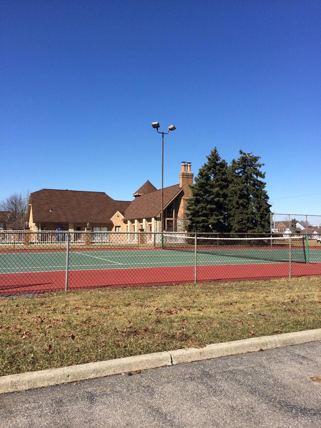 Htennis court