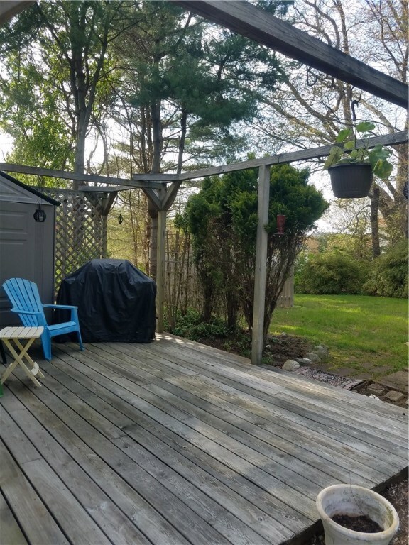 81 Wampum Rd unit B, Narragansett, RI 02882 - photo 4