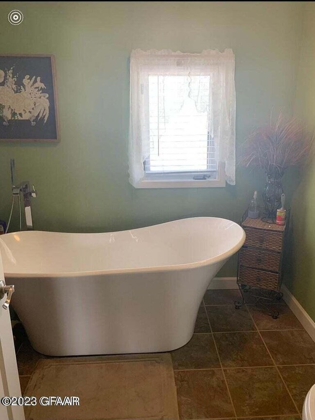 212 5th Ave, Cando, ND 58324 - photo 3