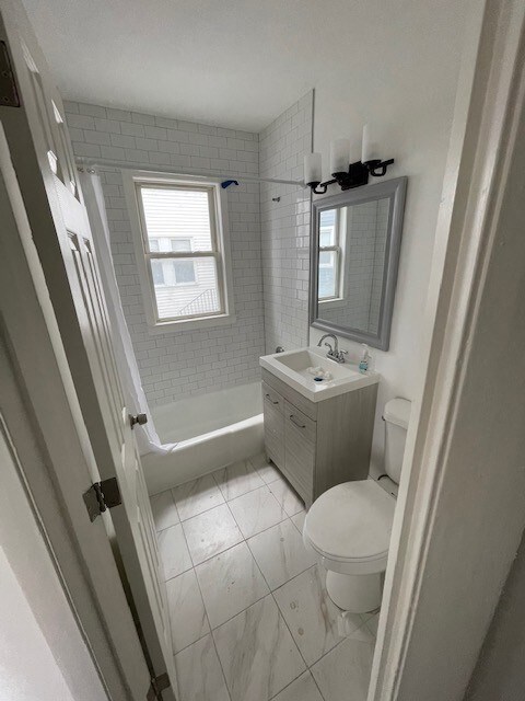 90 Winthrop Shore Dr unit 2, Winthrop, MA 02152 - photo 6