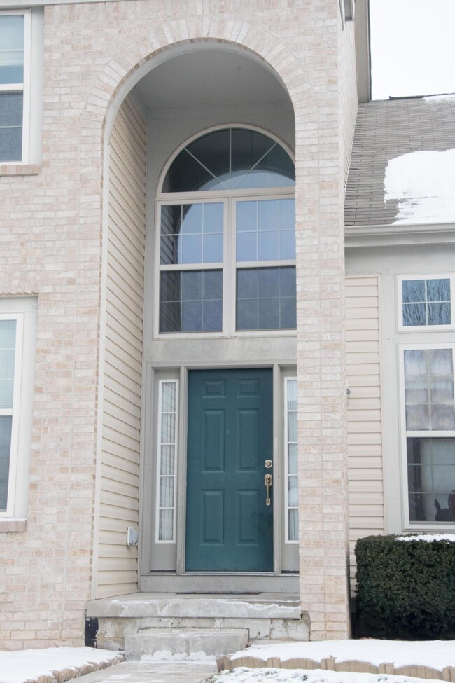 8352 Shady Maple Pictures-037