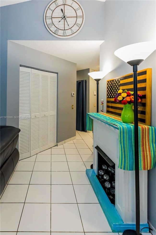 1327 Seagrape Cir, Weston, FL 33326 - photo 5