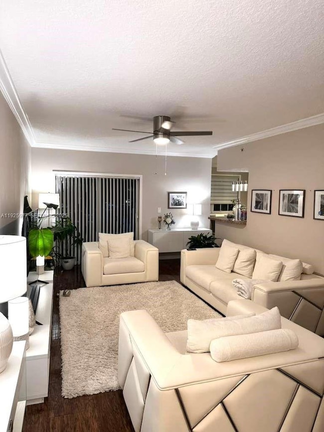 220 SW 116th Ave unit 15201, Pembroke Pines, FL 33025 - photo 2