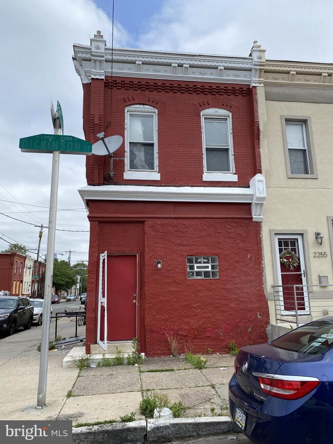 2257 Dickinson St, Philadelphia, PA 19146 - photo 3