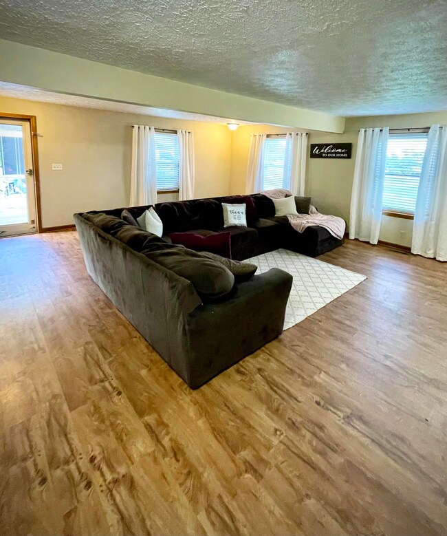 2EFD1CBE-4F52-42CF-99F4-BC6E11BE9D17