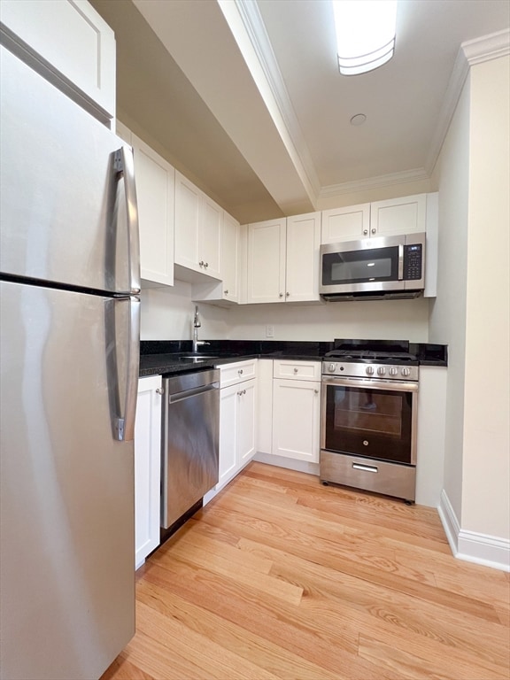 219 Commonwealth Ave unit 21, Chestnut Hill, MA 02467 - photo 2
