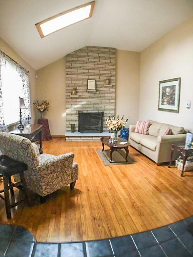 4420 Wanda Lane Rd, Columbus, OH 43224 - photo 4