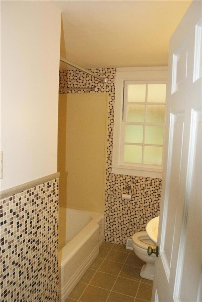 24 Sumner St, Woods Hole, MA 02543 - photo 6