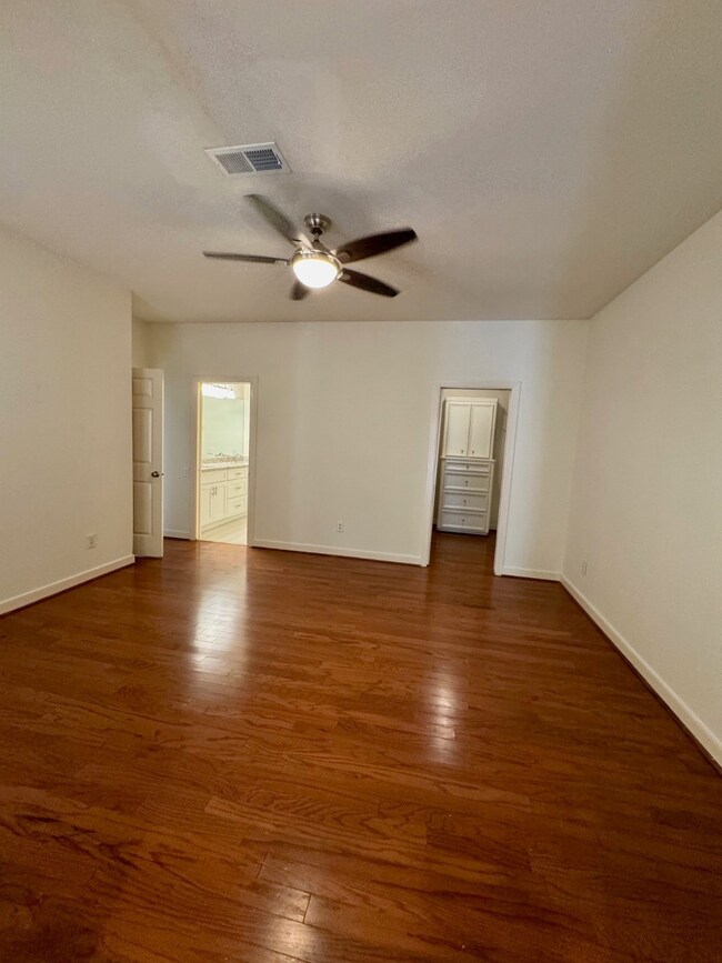 11862 Taylorcrest Rd, Houston, TX 77024 - photo 7