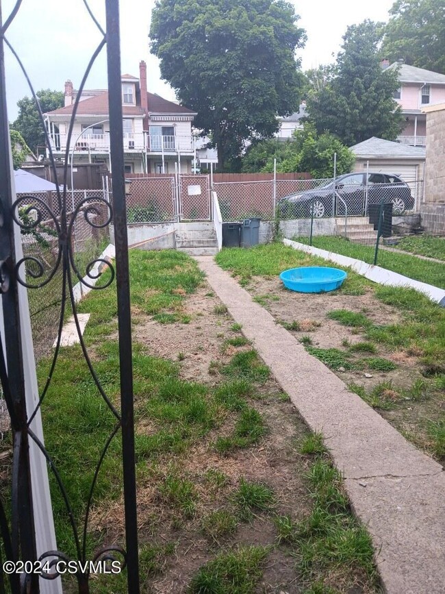 1017 E Dewart St, Shamokin, PA 17872 - photo 5