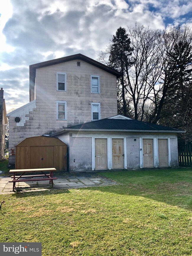 29 E Main St, Ephrata, PA 17522 - photo 7