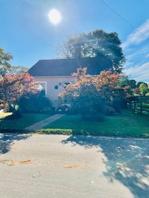 10 Adelaide Ave, Smithfield, RI 02917 - photo 2