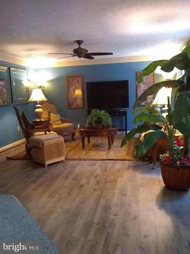 7887 Eagle View Dr, Chesapeake Beach, MD 20732 - photo 7