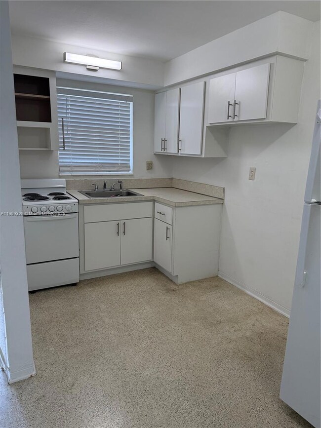 519 SW 27th Ave unit 208, Fort Lauderdale, FL 33312 - photo 7