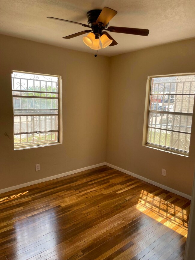 3341 Monroe Ave, El Paso, TX 79930 - photo 3