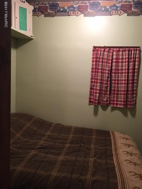 1184 Jenks Rd, Baldwin, MI 49304 - photo 3