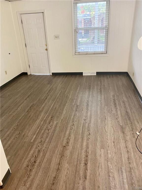 1336 W Gordon St, Allentown, PA 18102 - photo 3