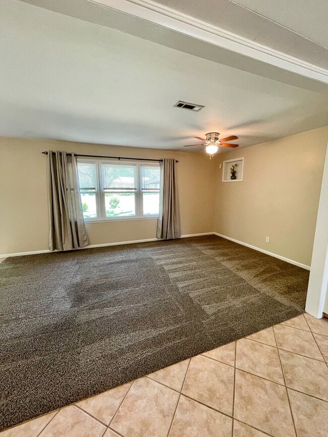 Living space w Fresh carpet
