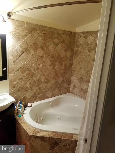 6920 Flagstaff St, Hyattsville, MD 20785 - photo 4