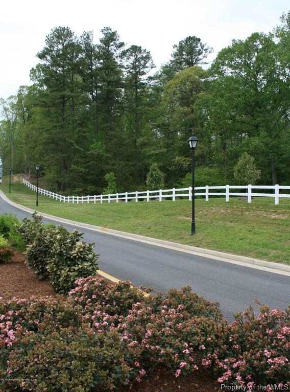 Entrance 004