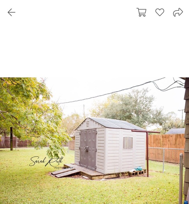 2816 4th St, Bay City, TX 77414 - photo 2