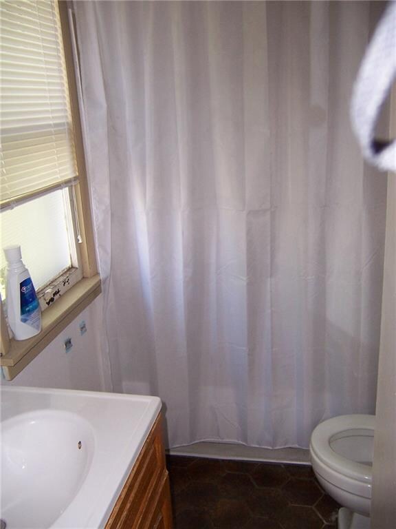 Bath Lower Apt.