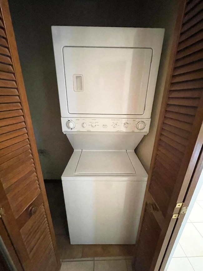 4290 Woodstock Dr unit D, West Palm Beach, FL 33409 - photo 7