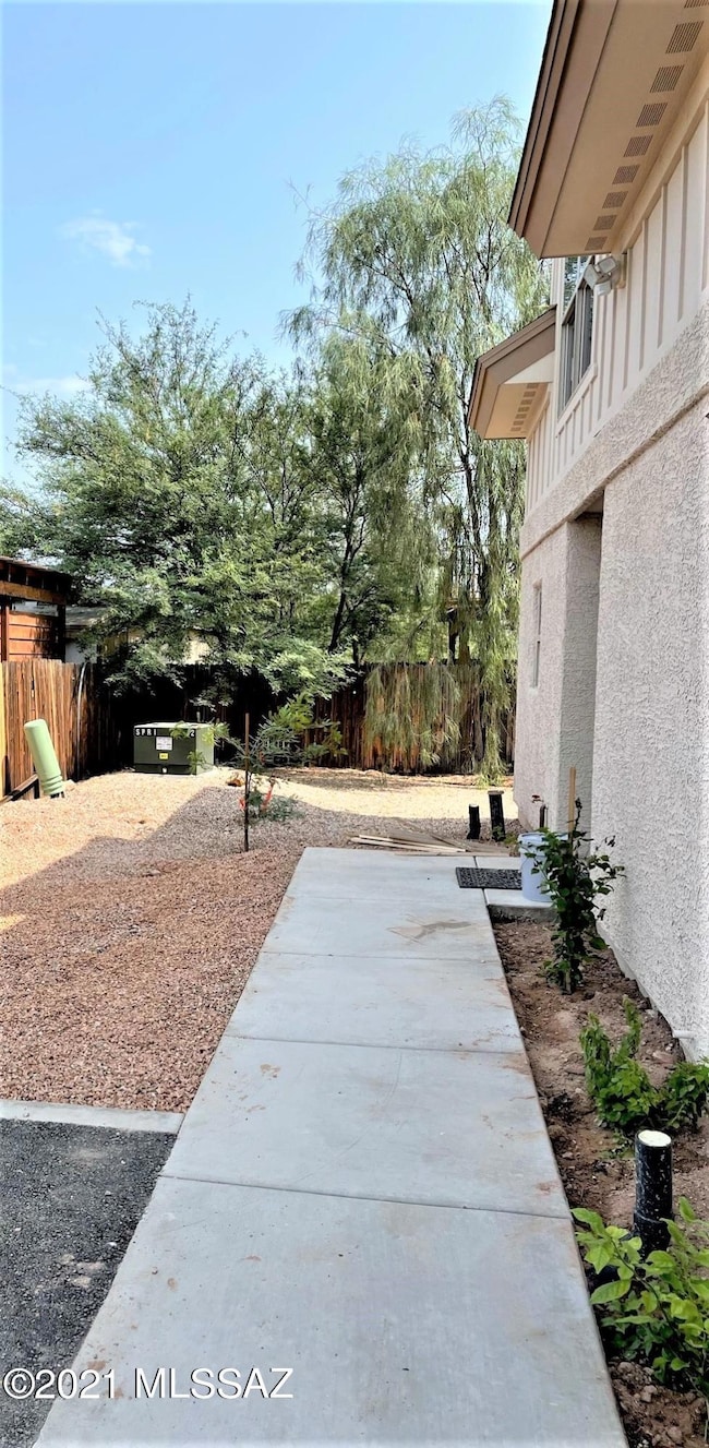 2545 E Spring St unit 1, Tucson, AZ 85716 - photo 2
