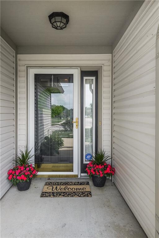 12998 Dellinger Dr, Fishers, IN 46038 - photo 4