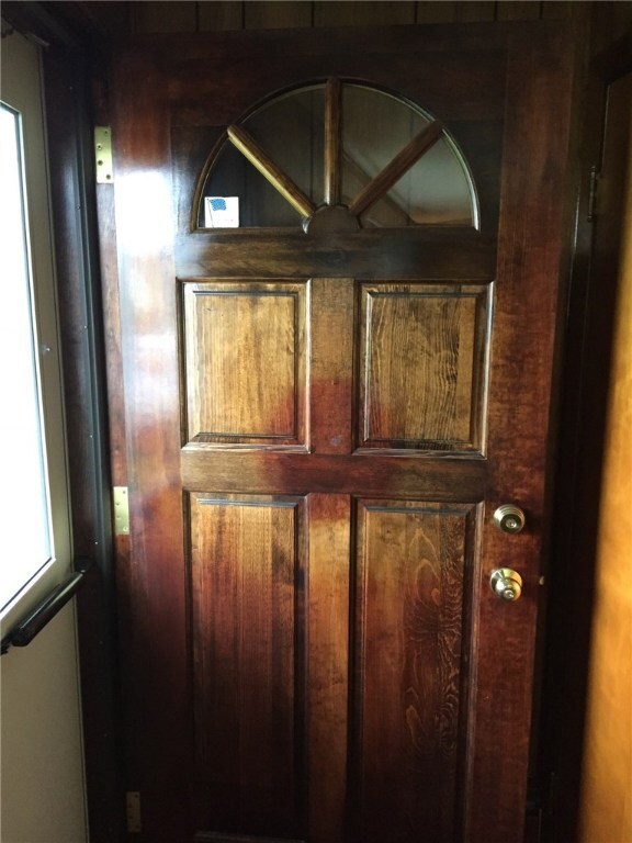 20 Commodore Ave, Warwick, RI 02888 - photo 5