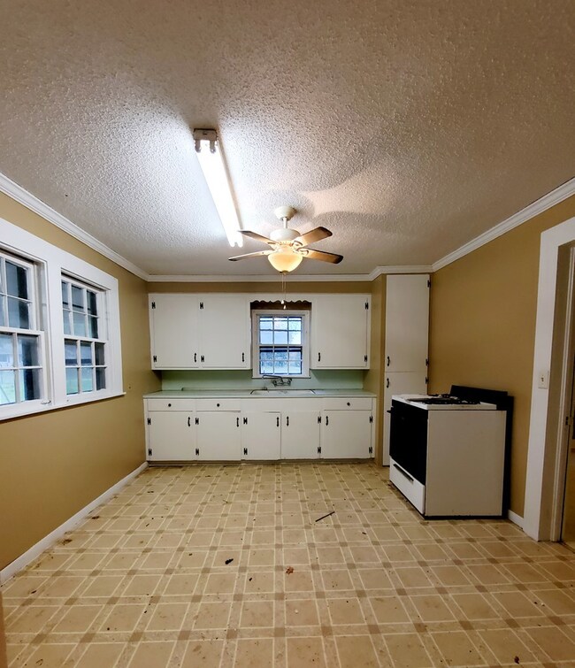 8778 Texas 7, Nacogdoches, TX 75961 - photo 5