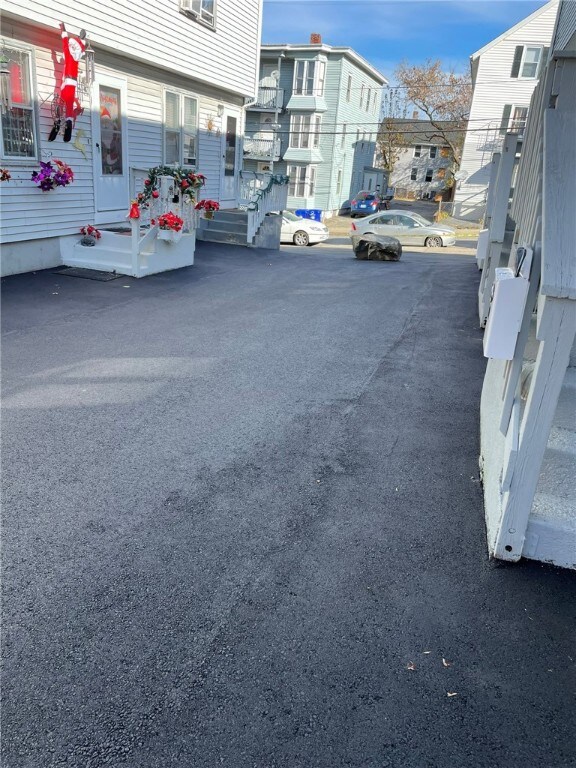 744 Pine St, Central Falls, RI 02863 - photo 4