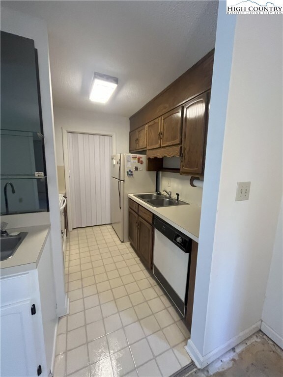 176 Royal Oaks Dr unit 115, Blowing Rock, NC 28605 - photo 5