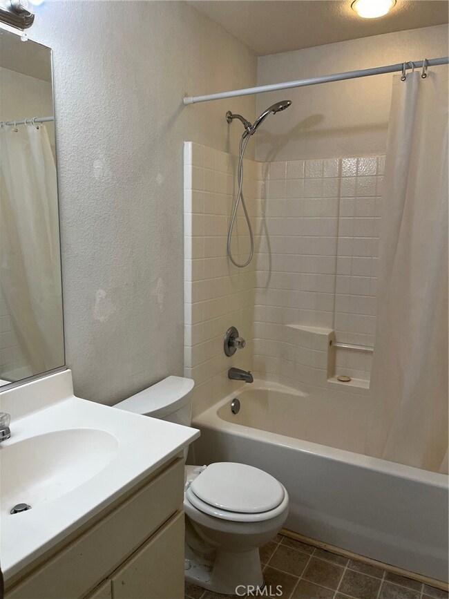 24954 Mandarin Ct unit B, Wildomar, CA 92595 - photo 6